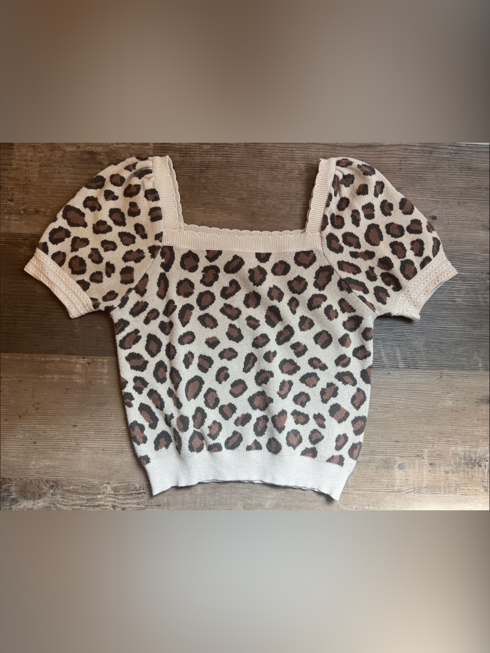 Leopard Print Puff-Sleeve Crop Top - Cream & Brown